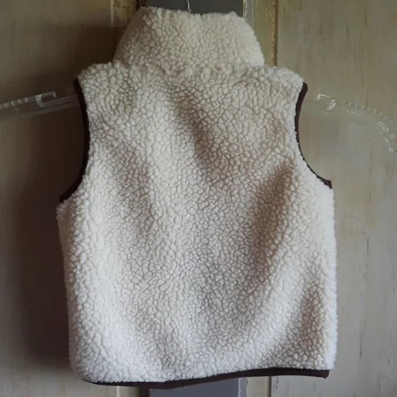CARTER'S SHERPA VEST CREAM - Picture 3 of 5